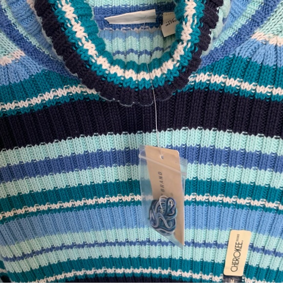 Vintage Striped Turtleneck Sweater - Picture 9 of 10